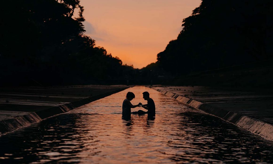 Hidden Canal wedding photo